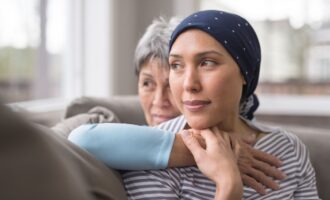 سرطان سینه در زنان جوان