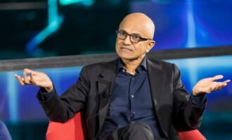 ساتیا نادلا و OpenAI