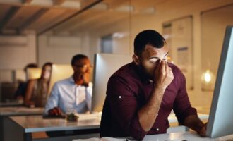 نشستن طولانی مدت