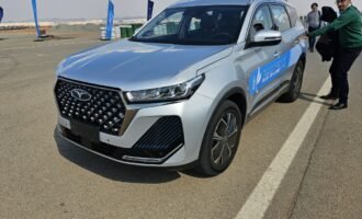 تجربه رانندگی با تیگو 7 پرو هیبرید