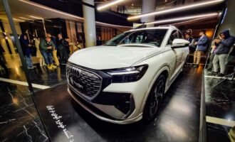 آئودی Q4 e-tron