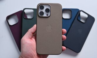 قاب FineWoven آیفون