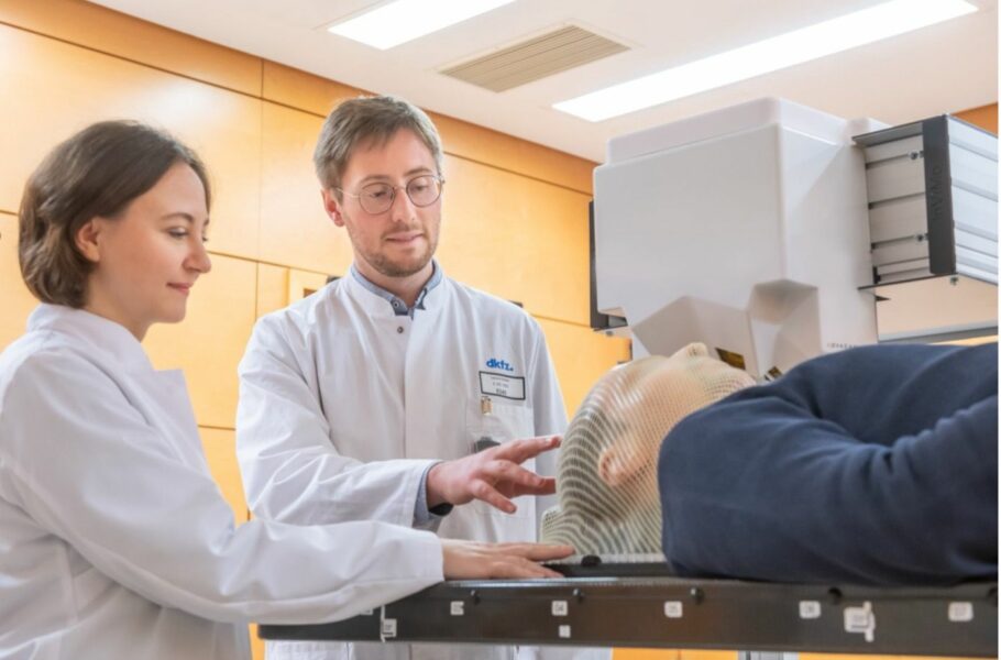 درمان سرطان با تکنولوژی شتابدهنده