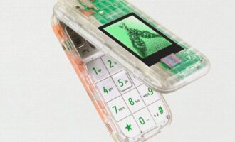 گوشی تاشو HMD