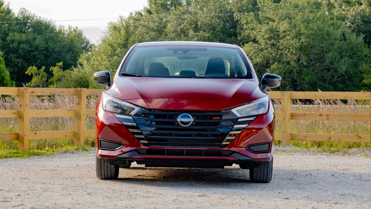 نیسان ورسا