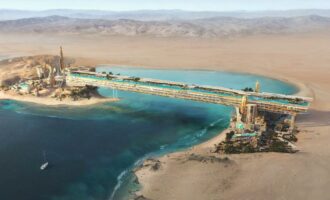 استخر بی‌نهایت نئوم عربستان
