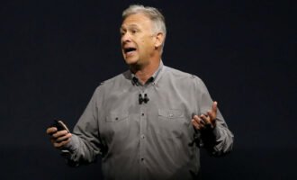 اپل و OpenAI