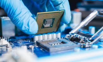 تراشه و سهام