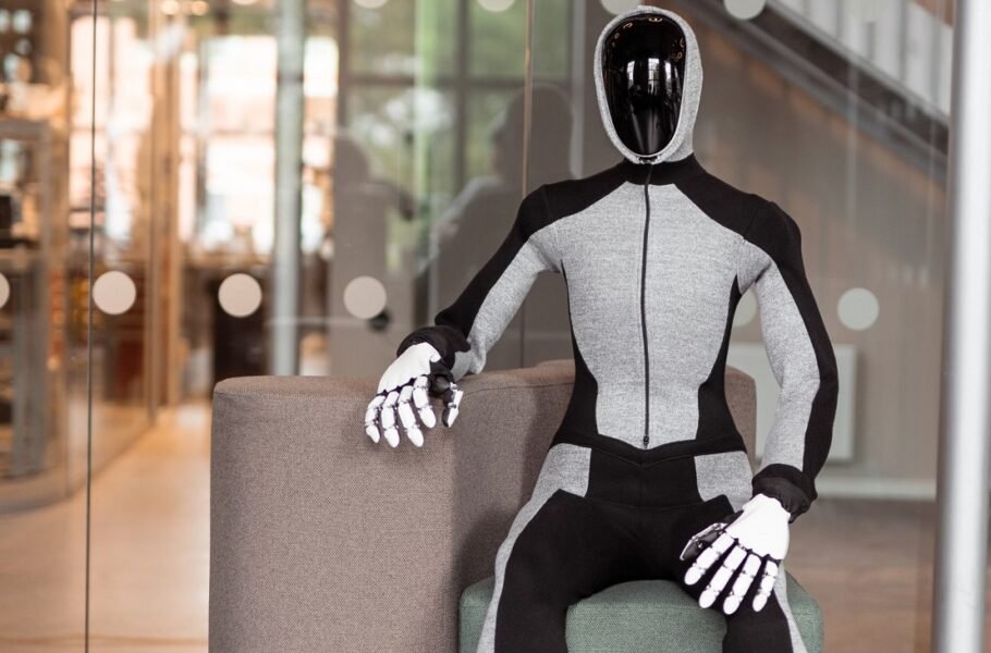 ربات انسان‌نمای NEO از شرکت 1X