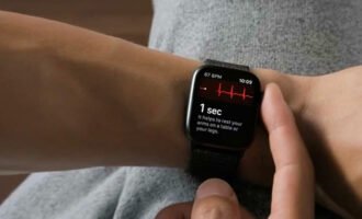 ویژگی ECG اپل واچ