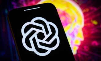 استخدام مدیر متا توسط Openai