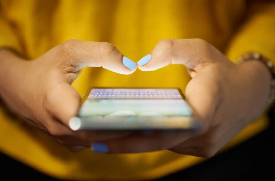 ارتباط شبکه‌های اجتماعی و سلامت روان