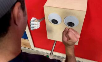 ربات جدید بازی سنگ کاغذ قیچی