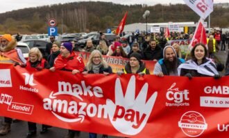 اعتصاب کارگران آمازون