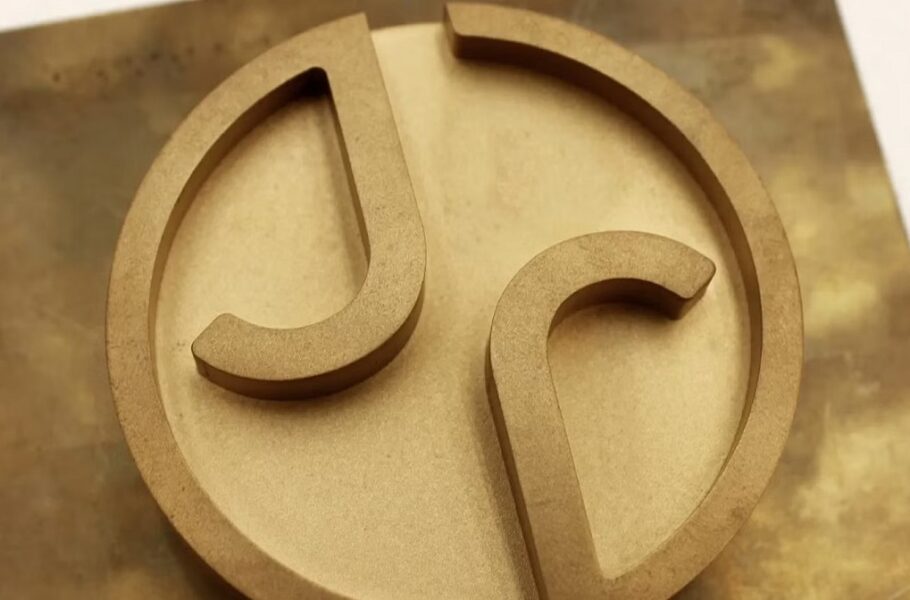 لوگو جدید جگوار