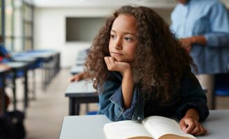 اثر IQ روی سن تشخیص ADHD