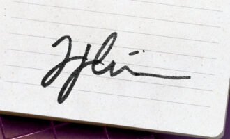 طراحی امضا با هوش مصنوعی