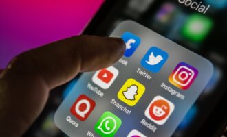 شبکه‌های اجتماعی