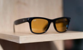 عینک هوشمند ری‌بن