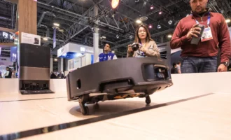 جاروبرقی رباتیک