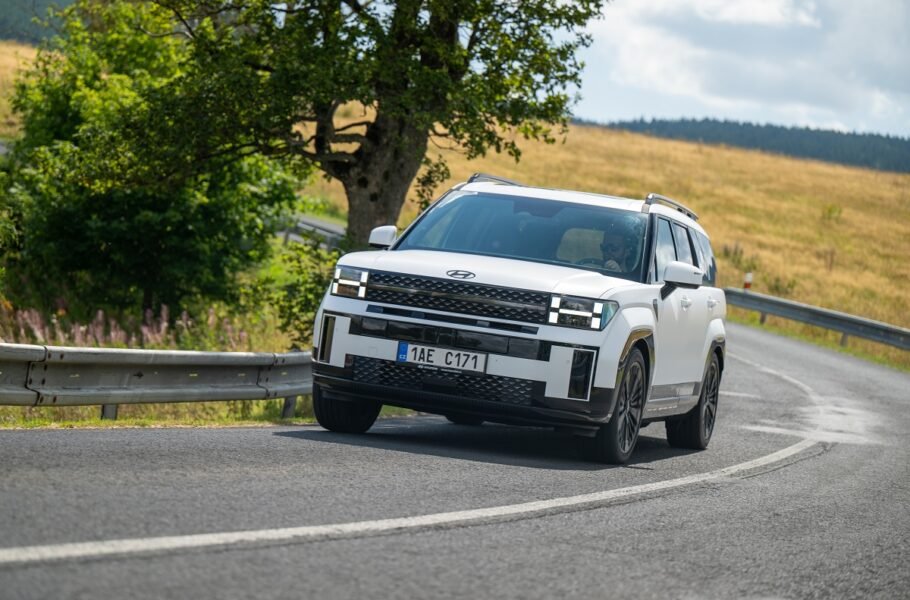 هیوندای سانتافه 2025